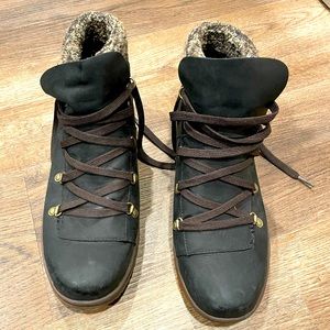 Merrell ankle height winter boots.
